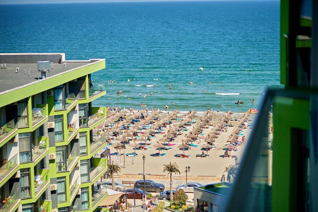 Sea Shore Apartments - Spa N Pools Beach Resort Mamaia Ngoại thất bức ảnh