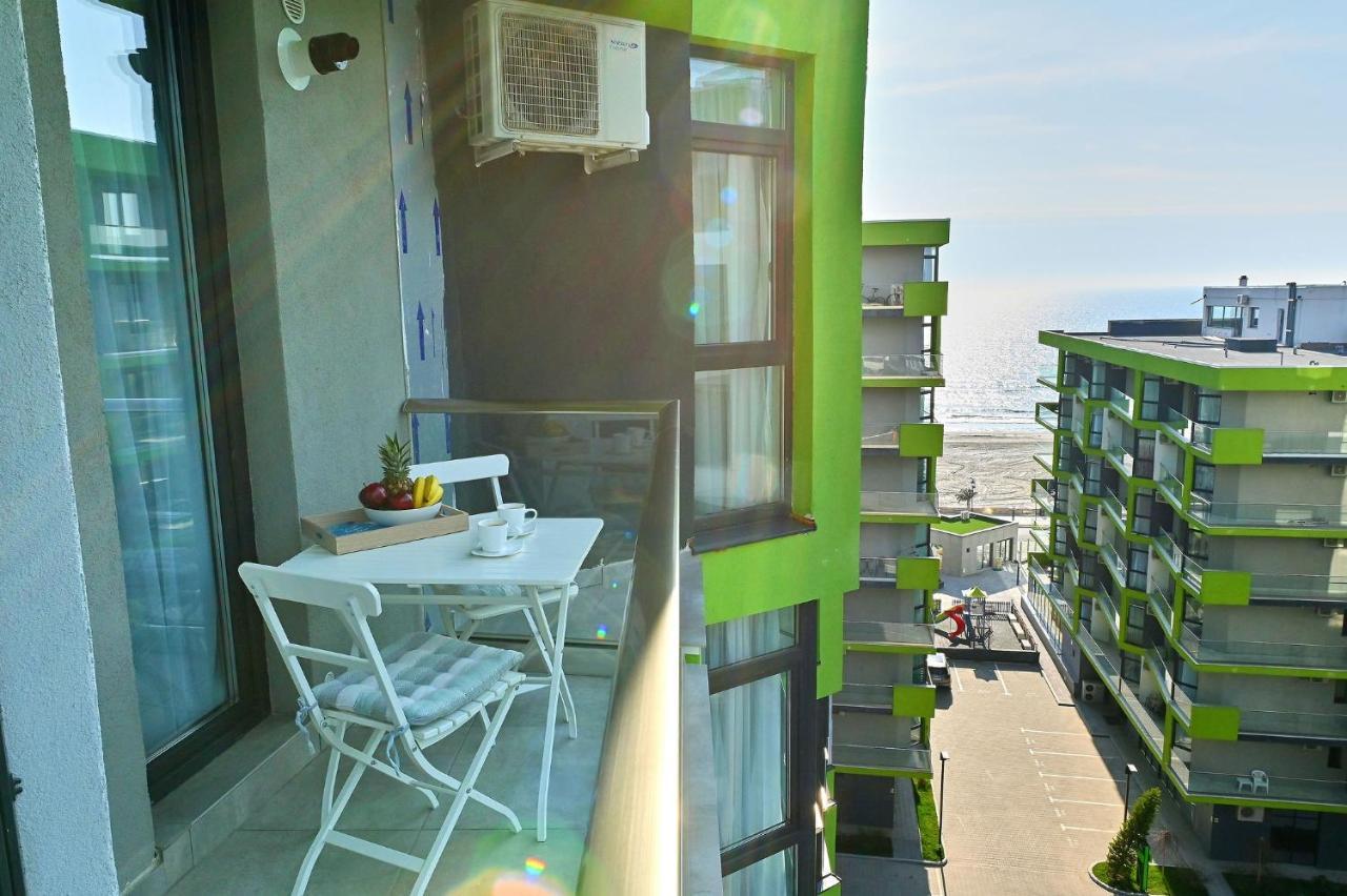 Sea Shore Apartments - Spa N Pools Beach Resort Mamaia Ngoại thất bức ảnh