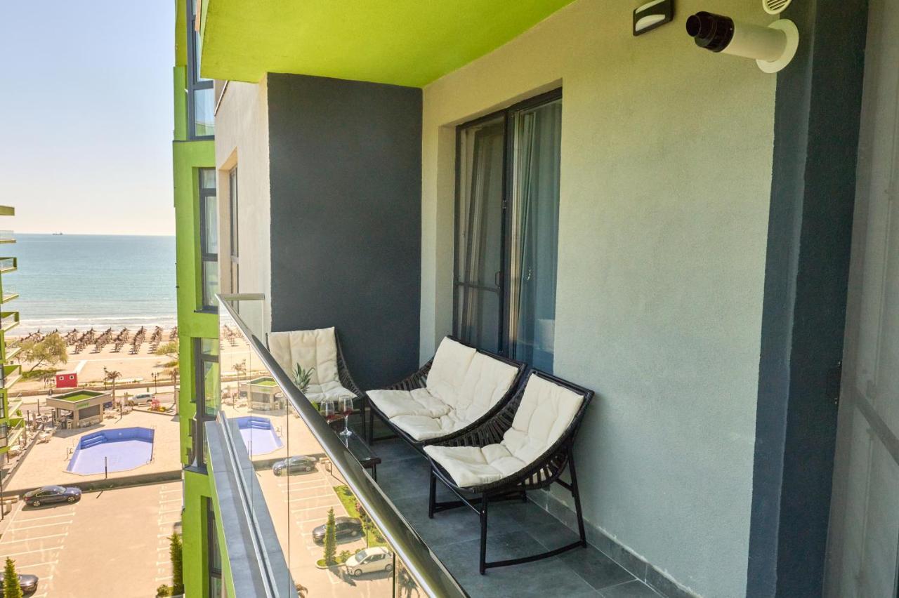 Sea Shore Apartments - Spa N Pools Beach Resort Mamaia Ngoại thất bức ảnh